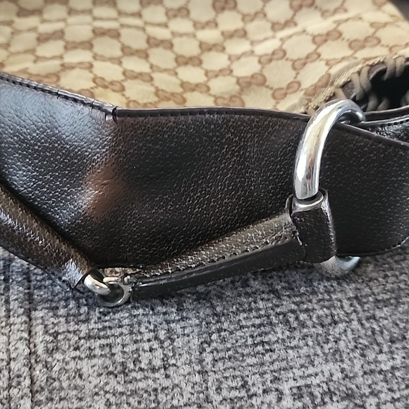 Gucci bag some stains - Picture 6 of 8